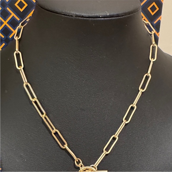 NEW✨ Pendant with Tory Burch Round Logo charm/medallion - Picture 4 of 6